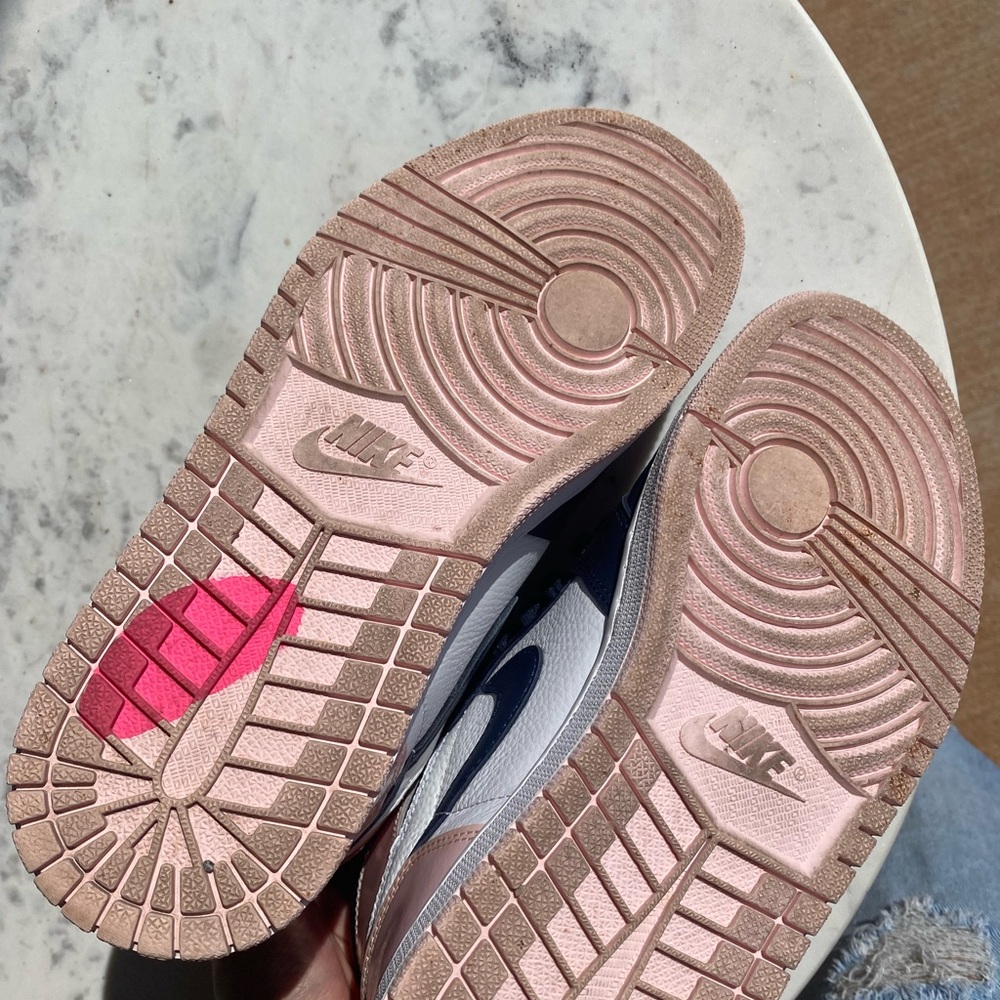 Nike Women's Sneakers - Navy, Pink, and White - Picture 3 of 7